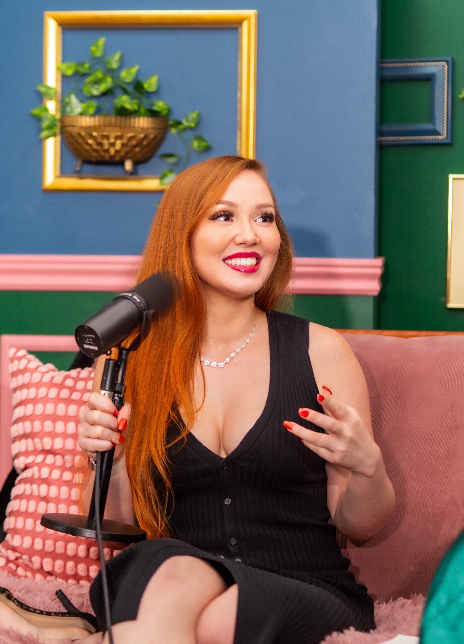 Facetune_16-10-2025-16-24-54